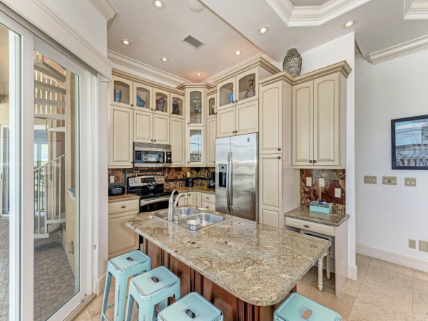 Luxury Anna Maria Island Vacation Home Sleeps 8